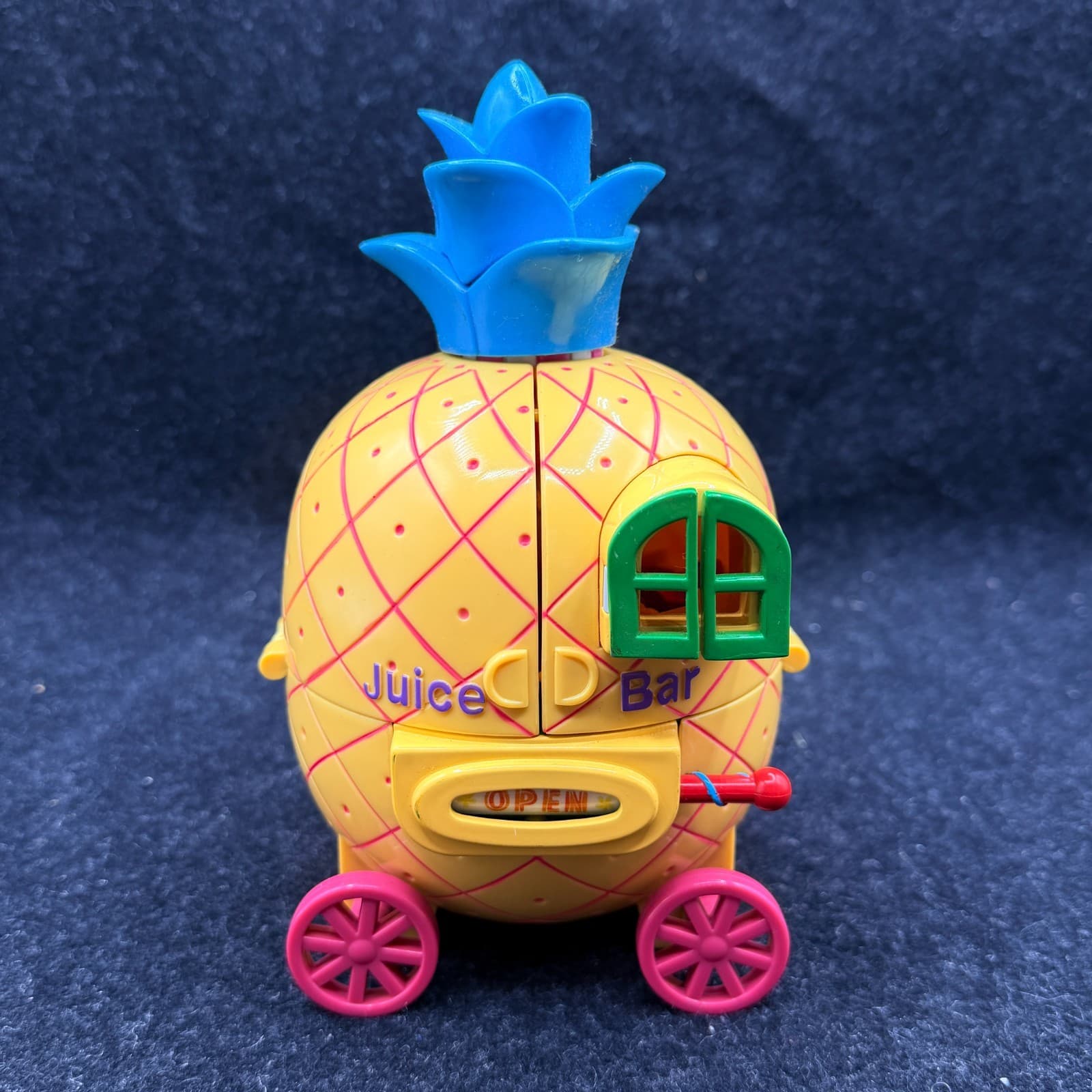 2001 Tan Hello Kitty Dream World Pineapple Tropical Juice Bar & accessories - Thumbnail 11