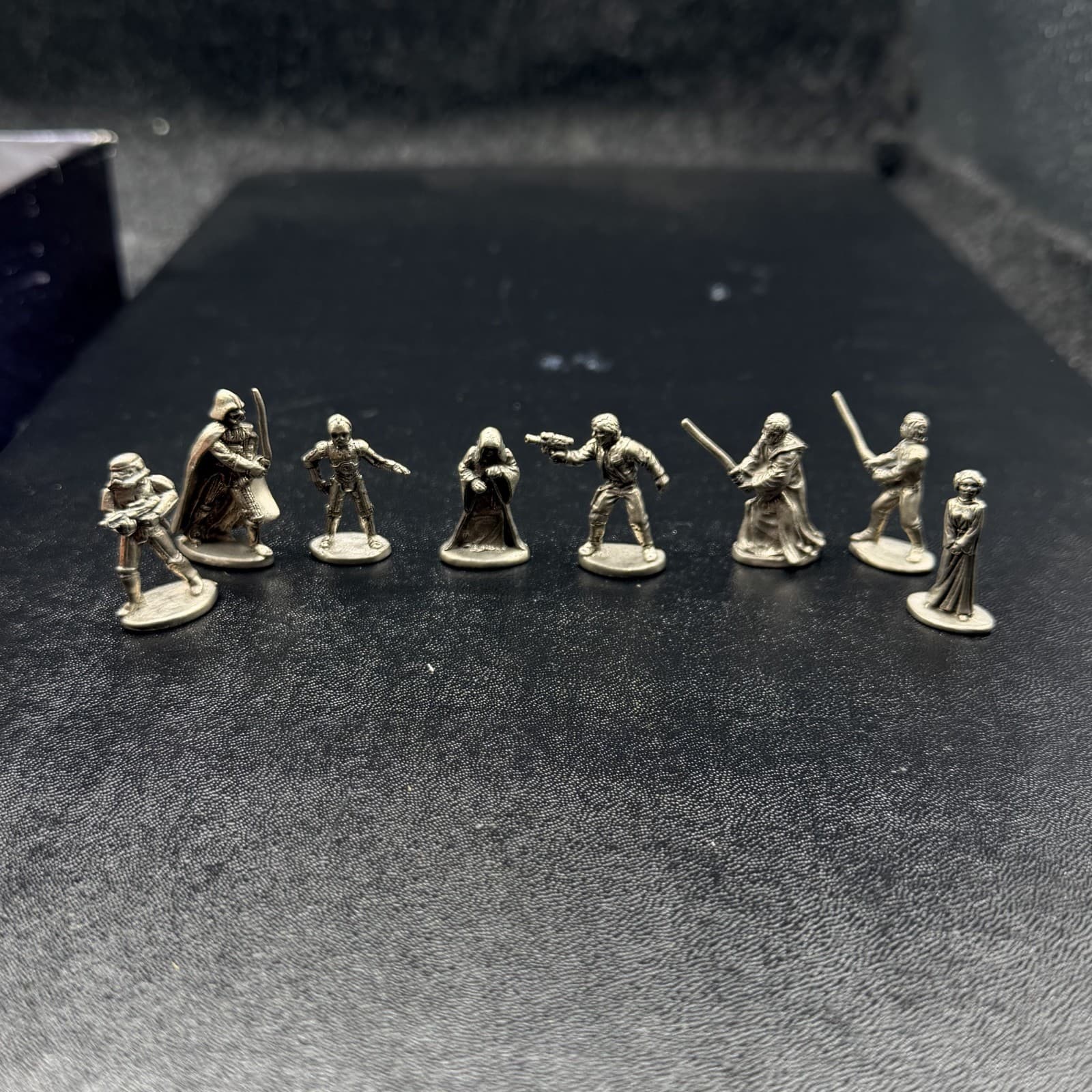 Monopoly Star Wars Classic Trilogy Edition Not Complete 1997 - Thumbnail 3
