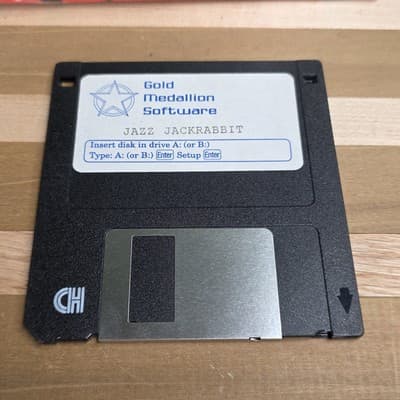Vintage SUPER RARE Jazz Jackrabbit Epic Megagames IBM PC 3.5” Disks - Thumbnail 2