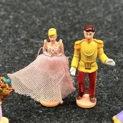 Polly Pocket Cinderella Castle Bluebird Vintage 4 Figures Dolls - Thumbnail 3