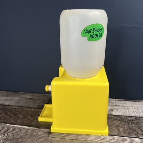 Vintage 1970s Chilton Toys Kool Aid Dispenser w/ Box - Trim Molded Products - Thumbnail 9