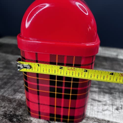 Vintage 1996 Sanrio Hello Kitty Red Plaid Mini Desk Tin Trash Bin Made in Japan - Thumbnail 12