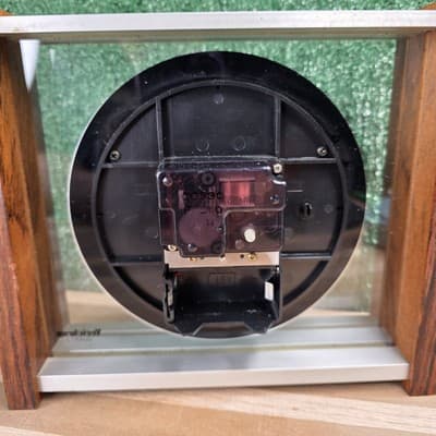 VTG MCM Verichron Quartz GMT World Mantel Desk Clock Red Airplane Second WORKS - Thumbnail 8