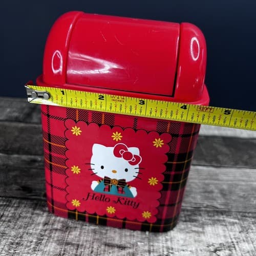 Vintage 1996 Sanrio Hello Kitty Red Plaid Mini Desk Tin Trash Bin Made in Japan - Thumbnail 11