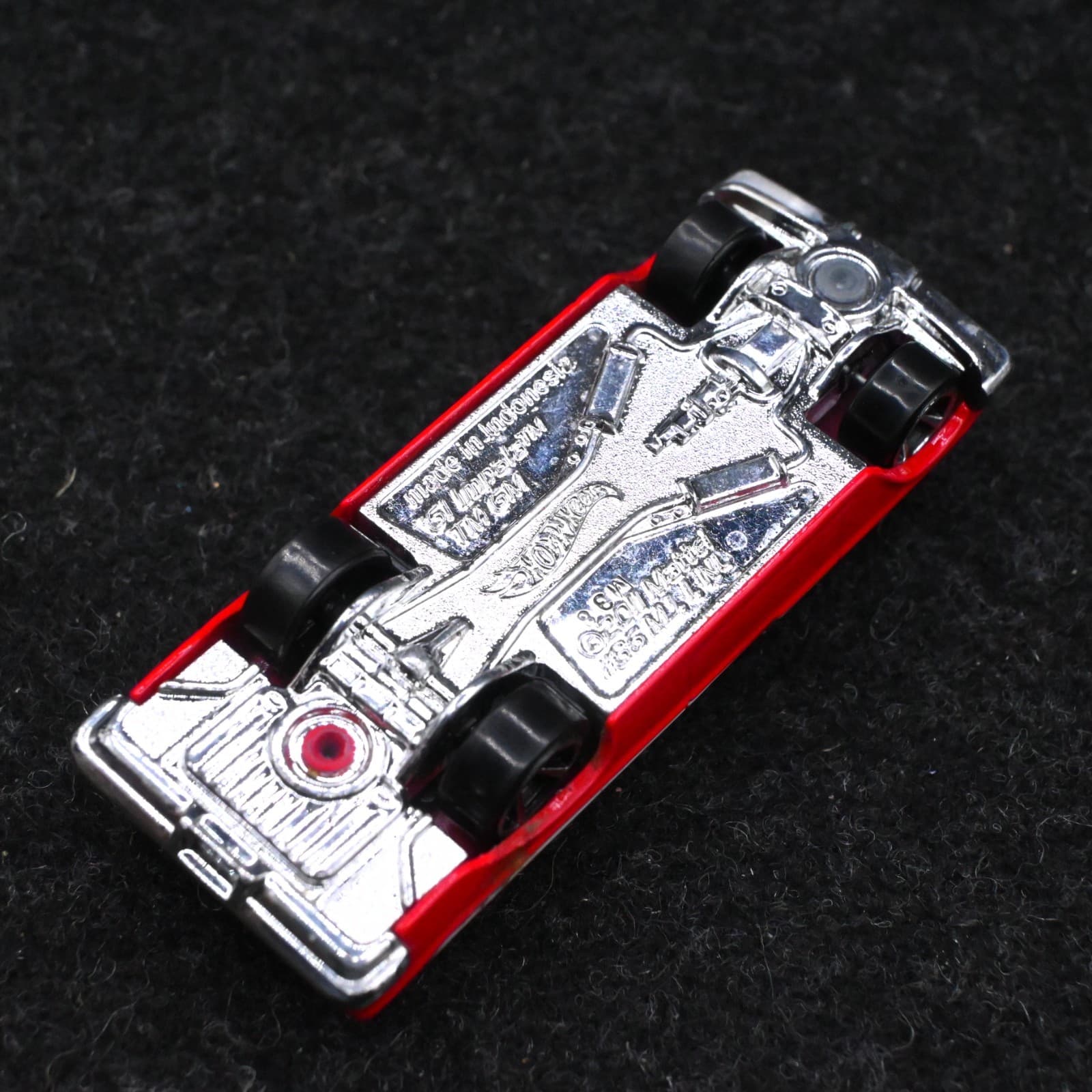 2011 Hot Wheels Fast & Furious '61 Chevy Impala from Fate of The Furious - Thumbnail 7