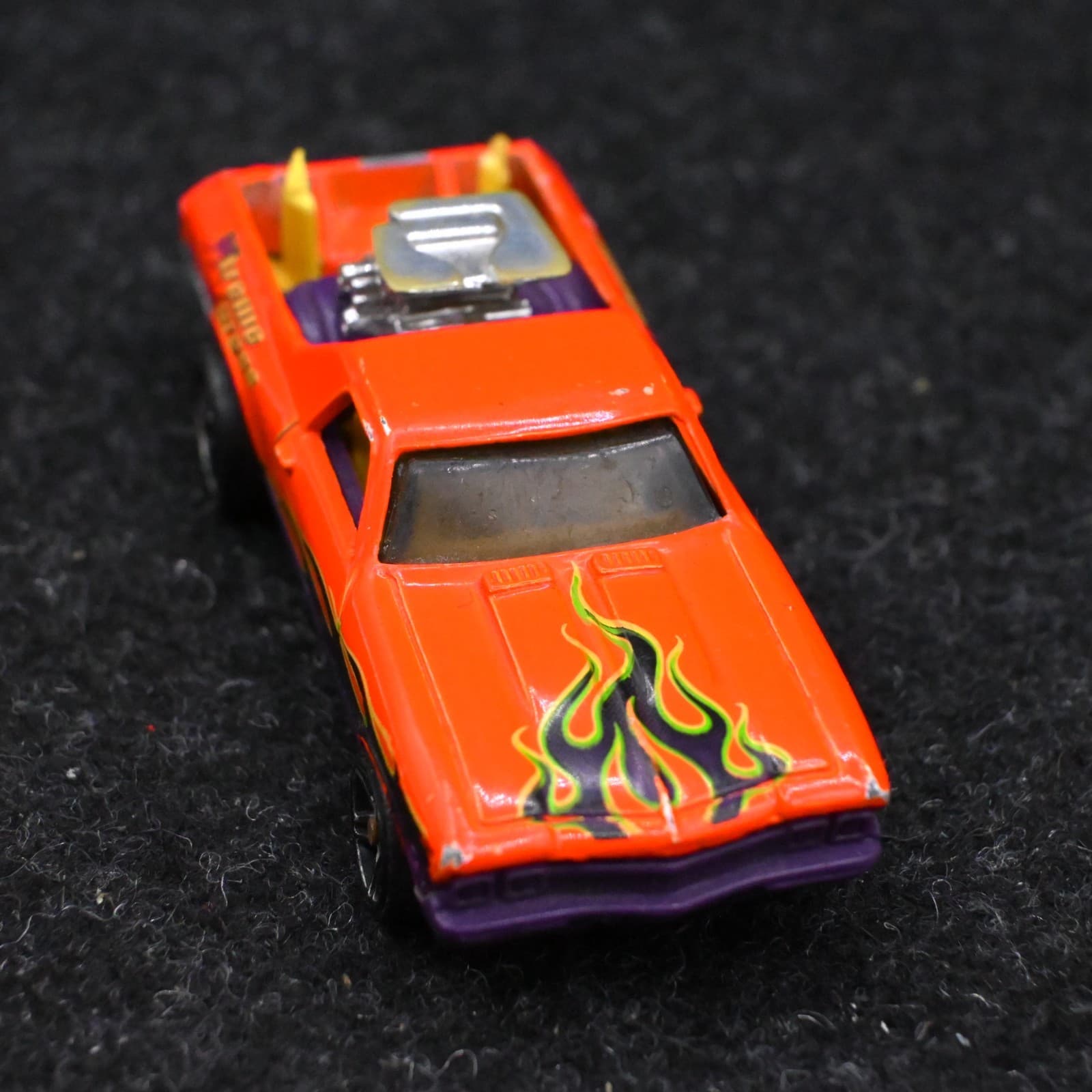Vtg Hot Wheels ‘68 El Camino XTREME XPRESS Orange Die Cast (1999) - Thumbnail 6