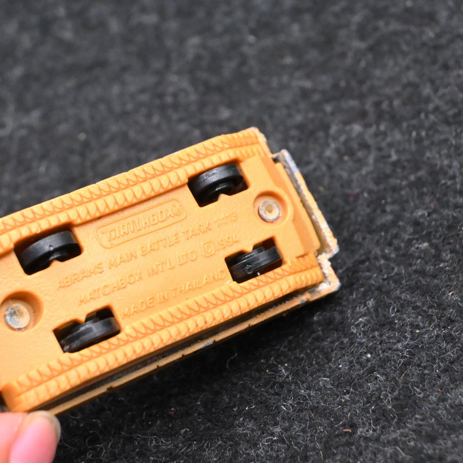 Matchbox Abrams Main Battle Tank 1994 Tan Made in Thailand 1:113 - Thumbnail 10