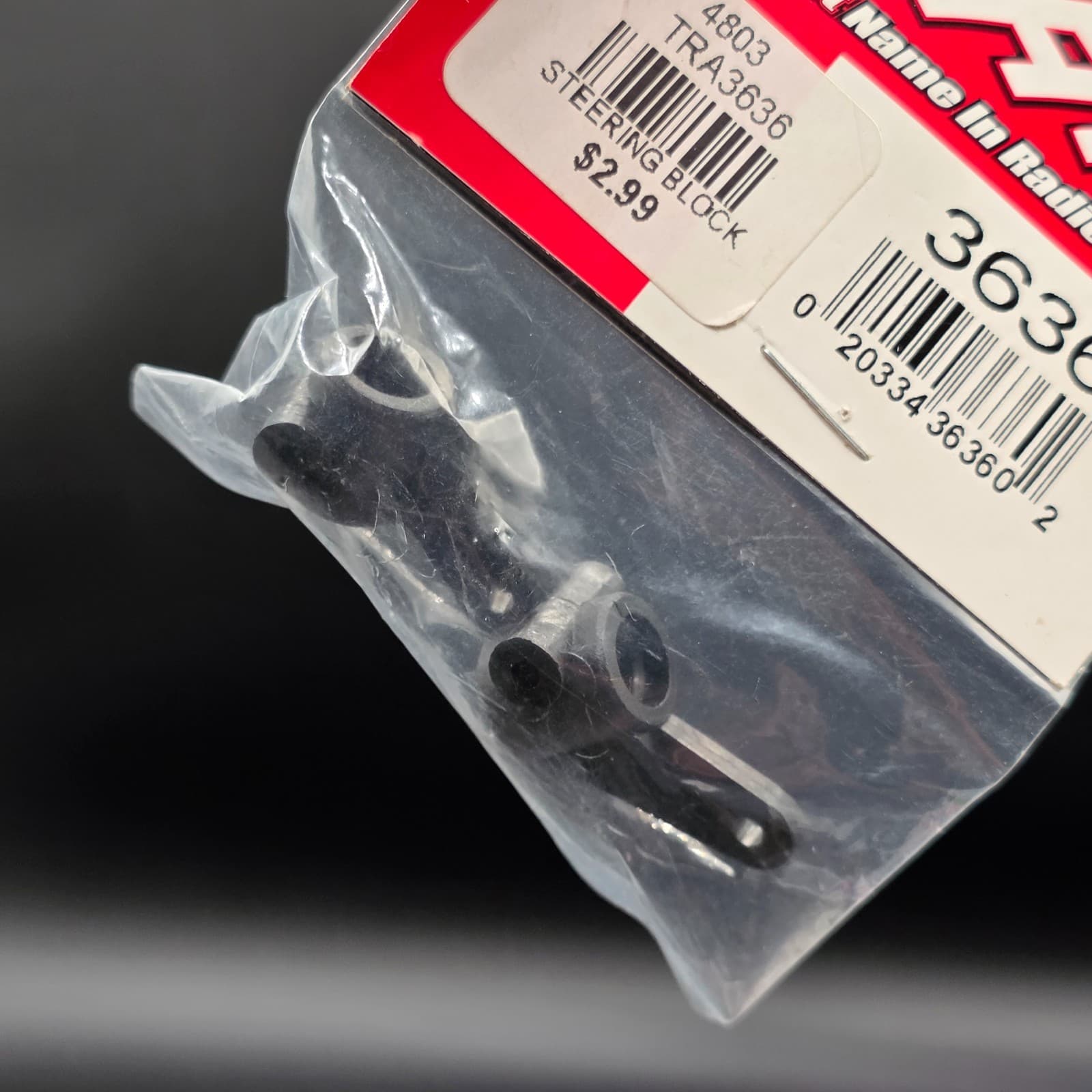 Traxxas 3636 - Plastic Steering Blocks, Black (2) - Thumbnail 3
