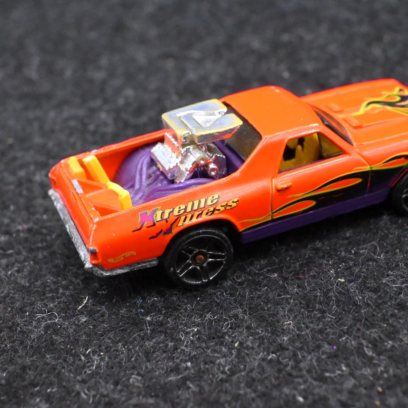 Vtg Hot Wheels ‘68 El Camino XTREME XPRESS Orange Die Cast (1999) - Thumbnail 7