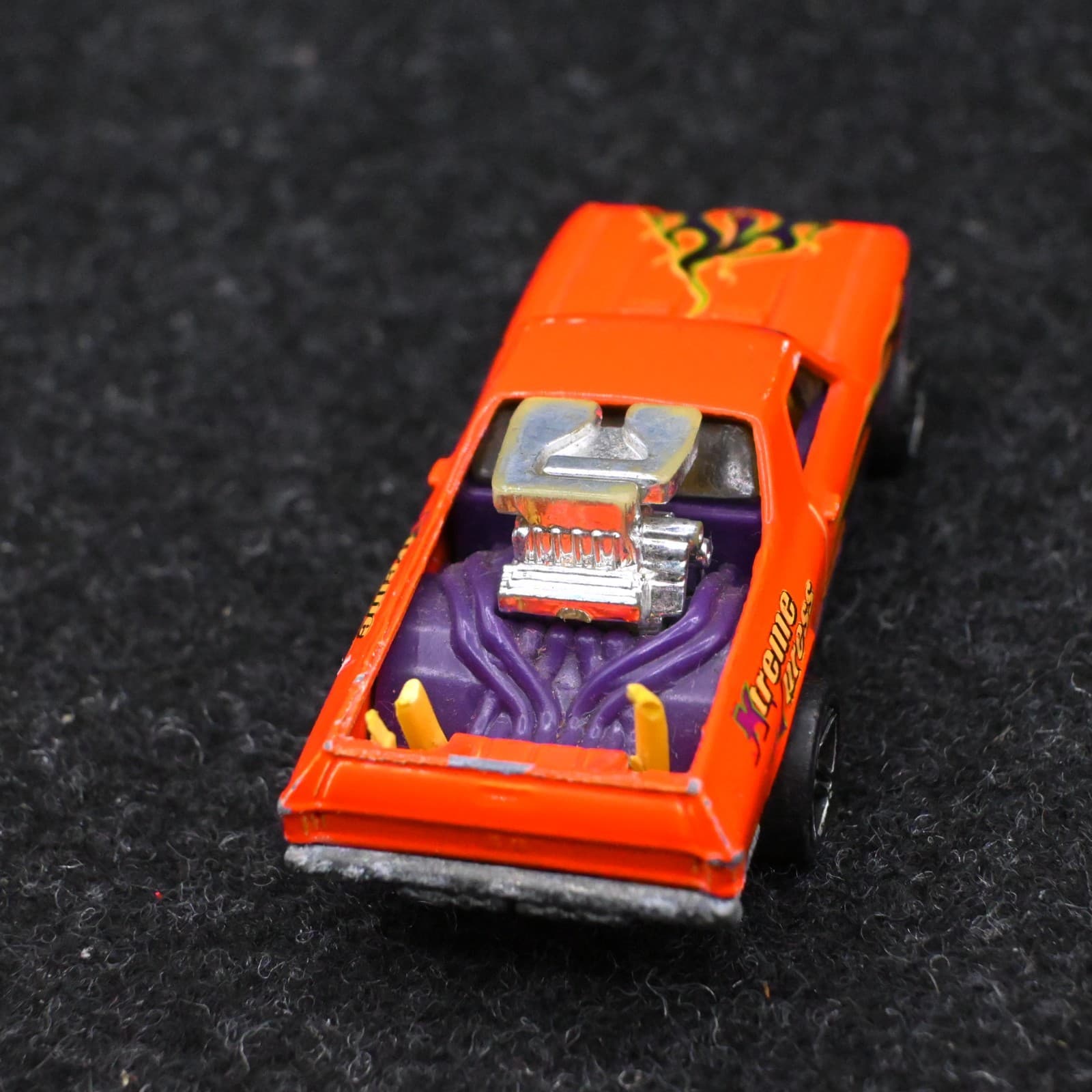 Vtg Hot Wheels ‘68 El Camino XTREME XPRESS Orange Die Cast (1999) - Thumbnail 5