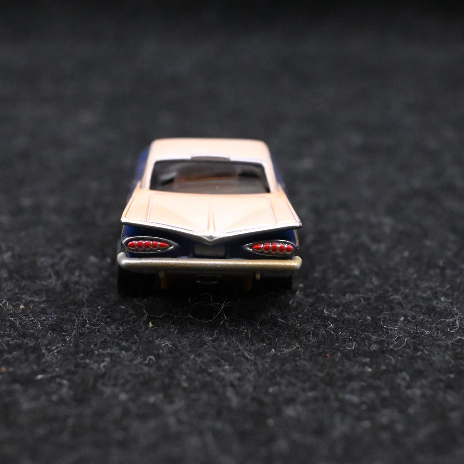 Vintage 59 Chevy Impala Thunderjet Ultra-G Blue Slot Car - Thumbnail 6
