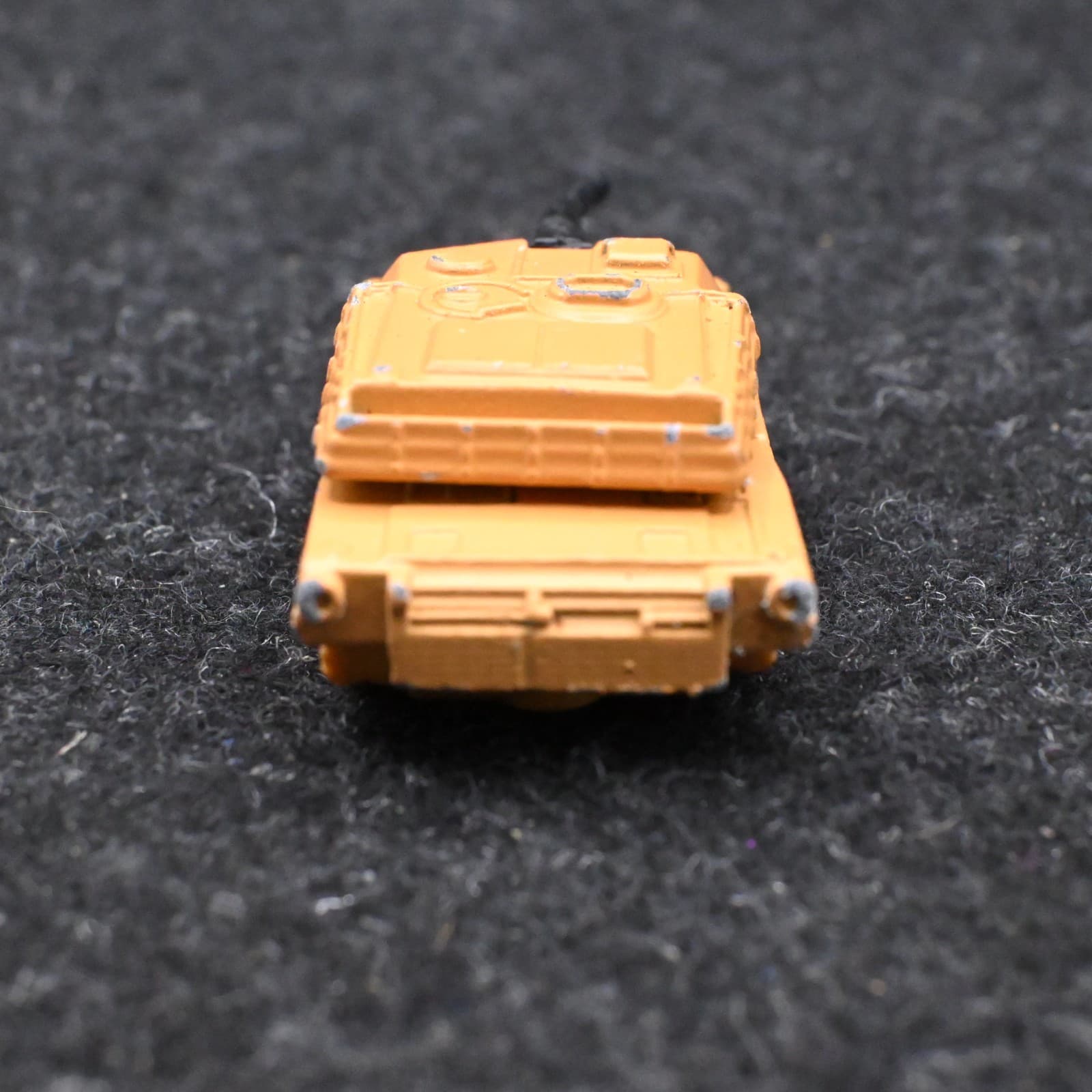 Matchbox Abrams Main Battle Tank 1994 Tan Made in Thailand 1:113 - Thumbnail 7