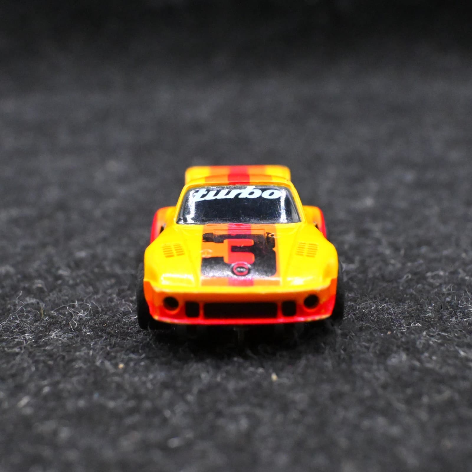 Vintage TYCO Porsche Turbo 935 Slot Car HO Scale Diehard Whale Tail #3 Tested - Thumbnail 2