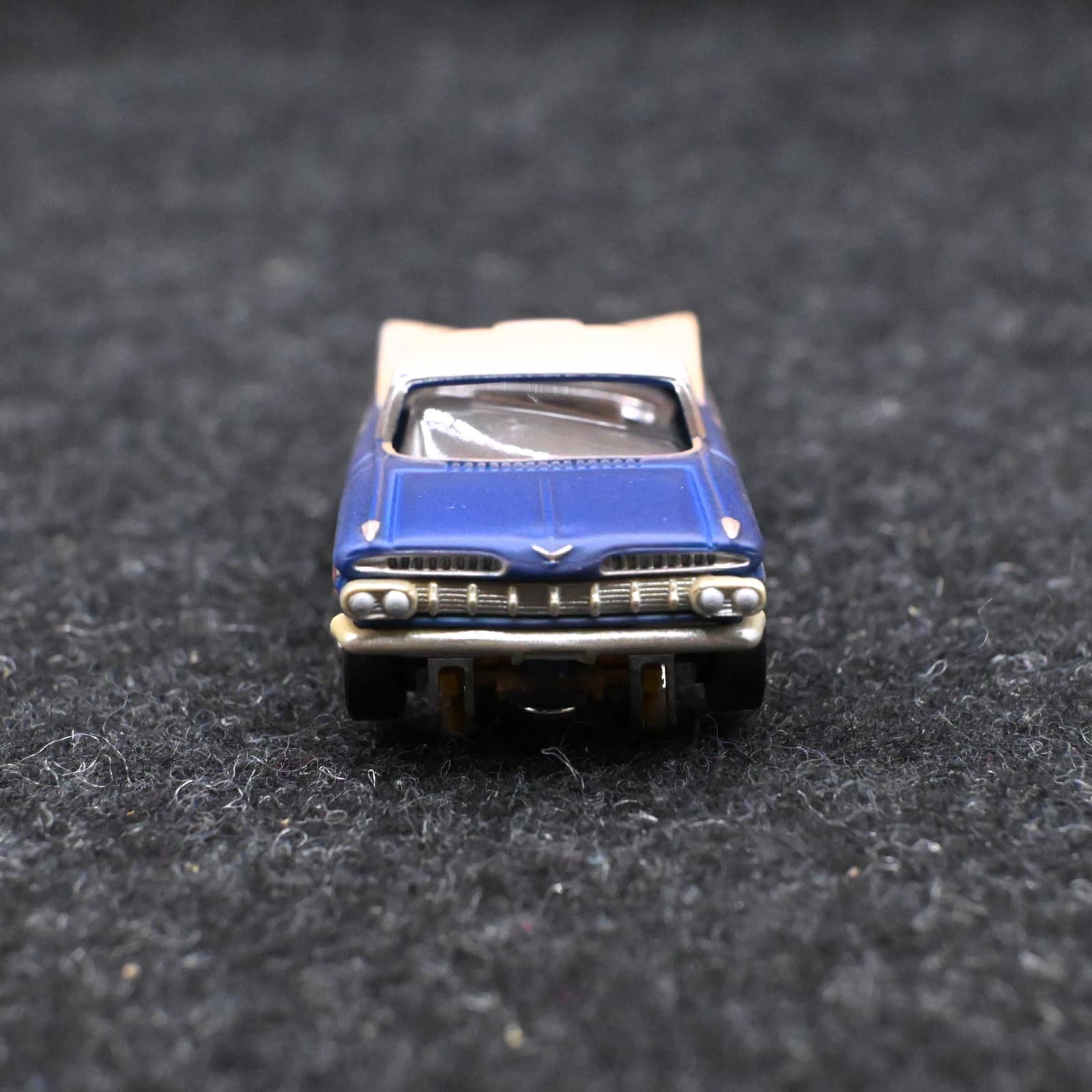 Vintage 59 Chevy Impala Thunderjet Ultra-G Blue Slot Car - Thumbnail 3