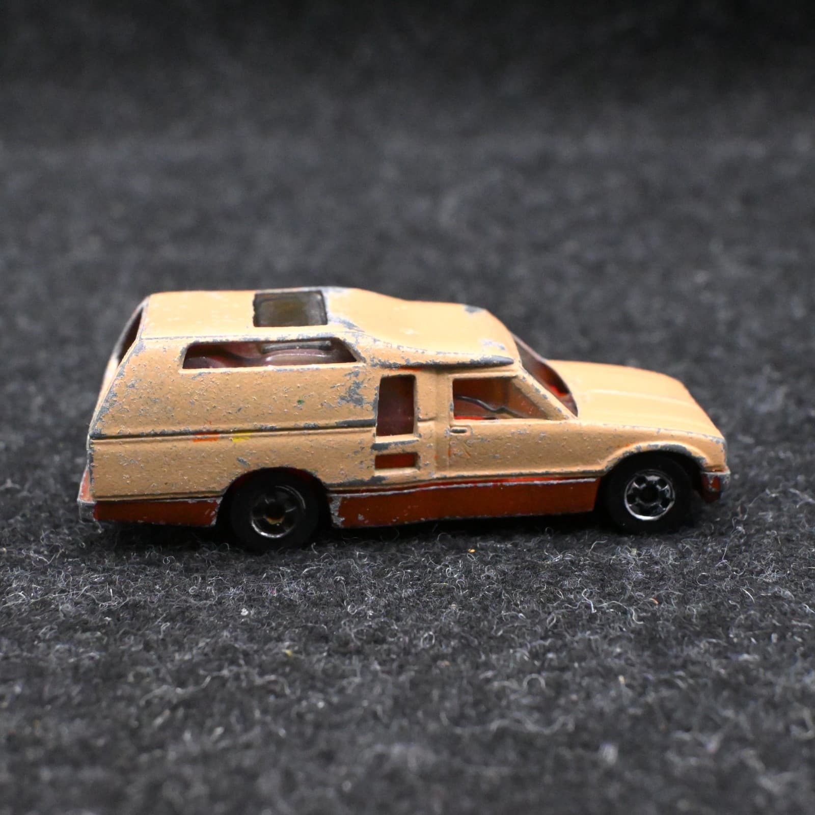 1980 Rare Hot Wheels MiniTrek Toyota Truck Good Time Camper Vintage Tan - Thumbnail 3