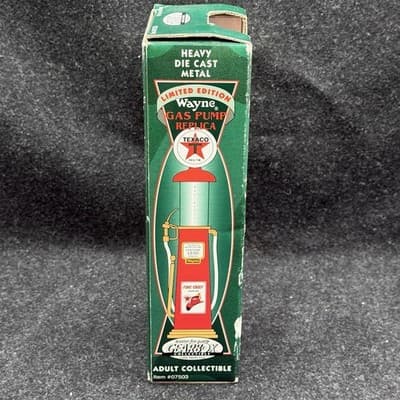 Gearbox Collectible 1930s Wayne Texaco "Fire Chief" gas pump replica - Thumbnail 6