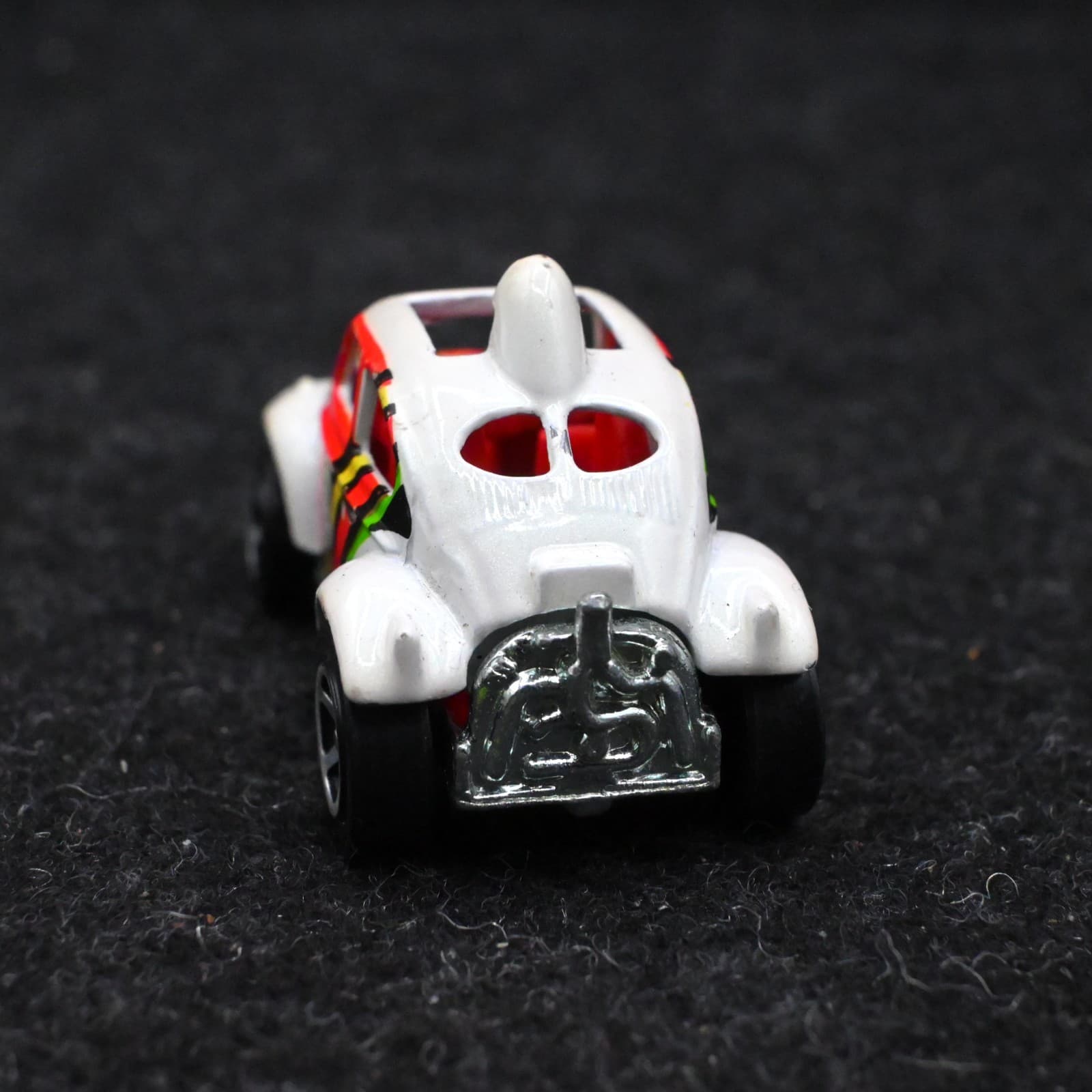 Hot Wheels Baja Bug 'N Taxi Volkwagen Beetle VW ASW 1/64 Scale - Thumbnail 4