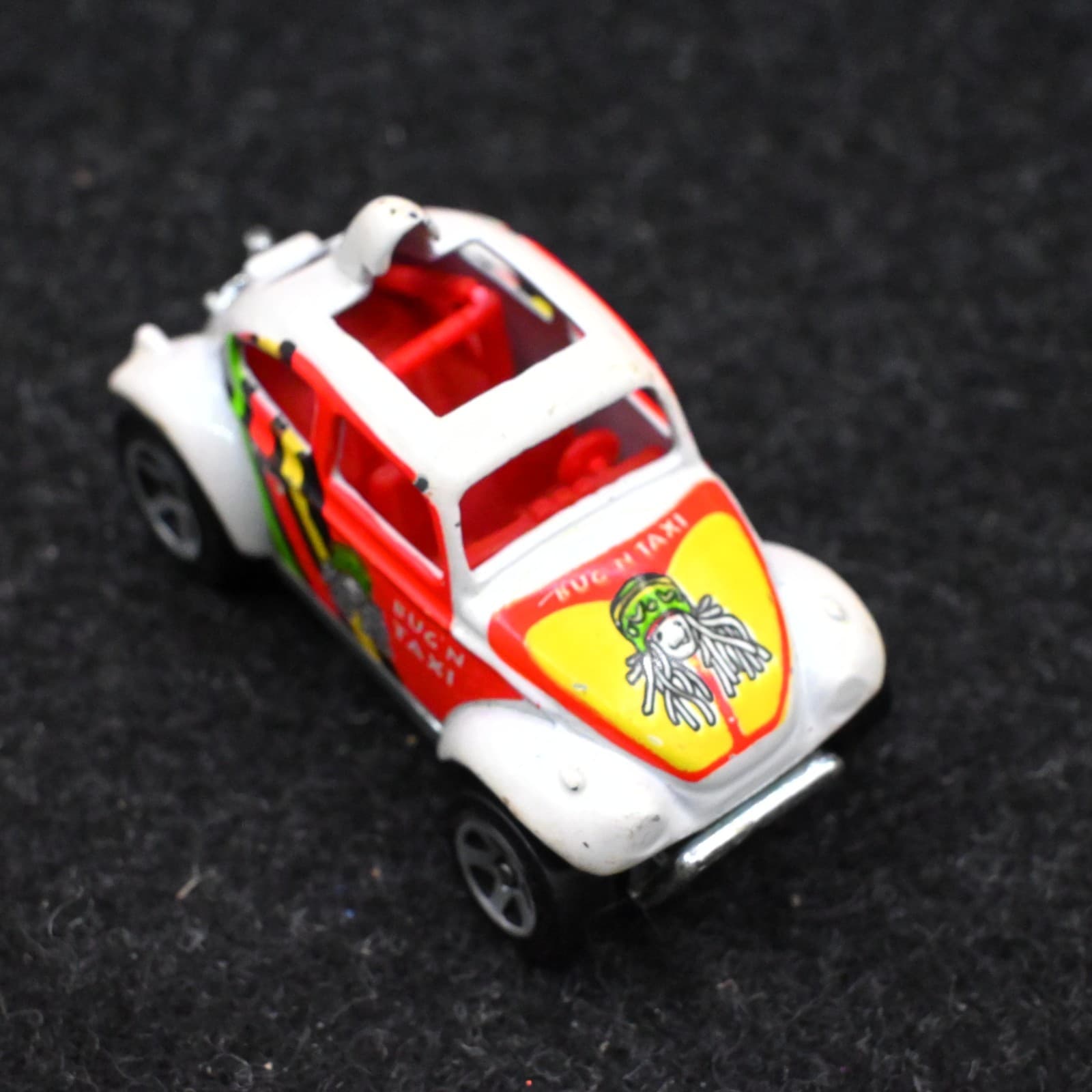 Hot Wheels Baja Bug 'N Taxi Volkwagen Beetle VW ASW 1/64 Scale - Thumbnail 5