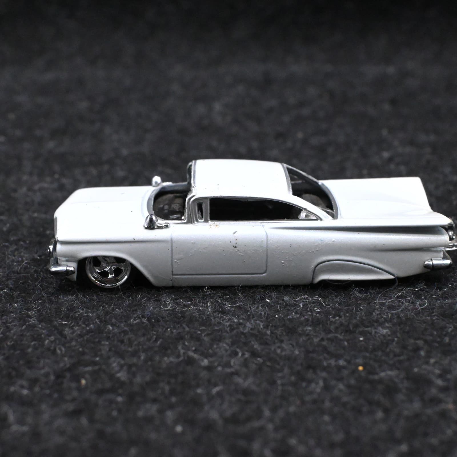 1959 Hot Wheels 1959 Impala LOOSE White - Thumbnail 2
