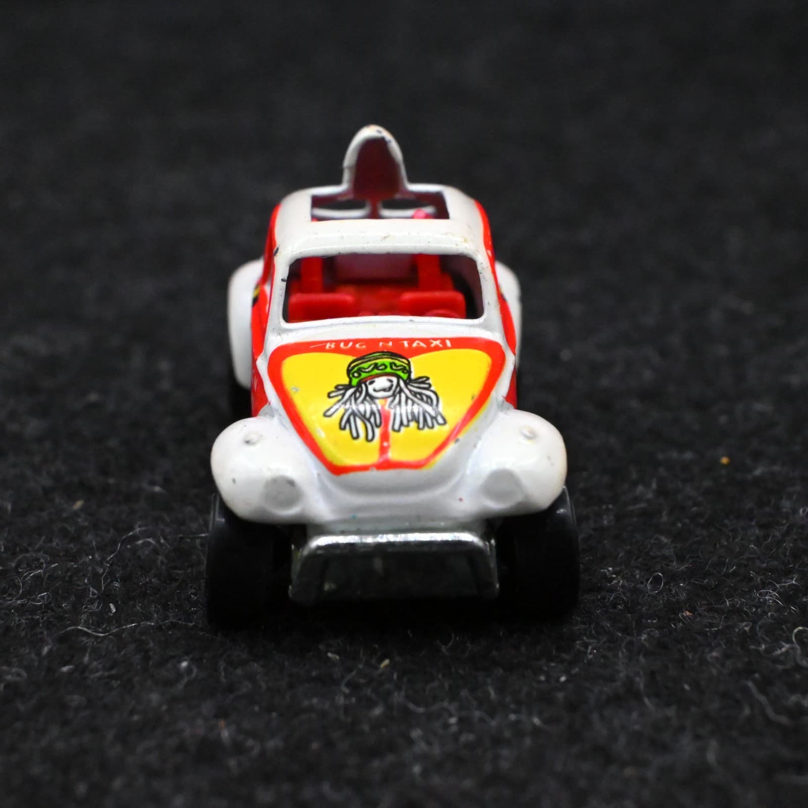 Hot Wheels Baja Bug 'N Taxi Volkwagen Beetle VW ASW 1/64 Scale - Thumbnail 2