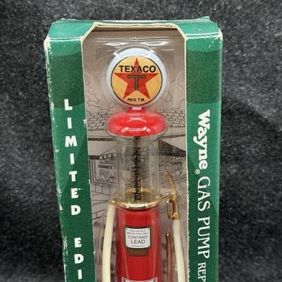 Gearbox Collectible 1930s Wayne Texaco "Fire Chief" gas pump replica - Thumbnail 8