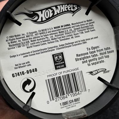 Hot Wheels ‘70 Dodge Challenger Detroit’s Finest Limited Oil Can 1/15,000 - Thumbnail 2