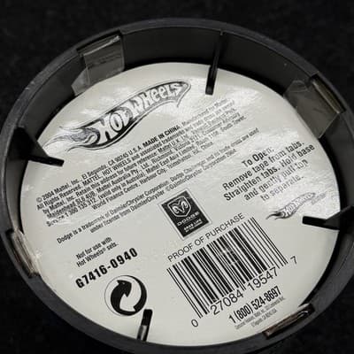 Hot Wheels ‘70 Dodge Challenger Detroit’s Finest Limited Oil Can 1/15,000 - Thumbnail 3