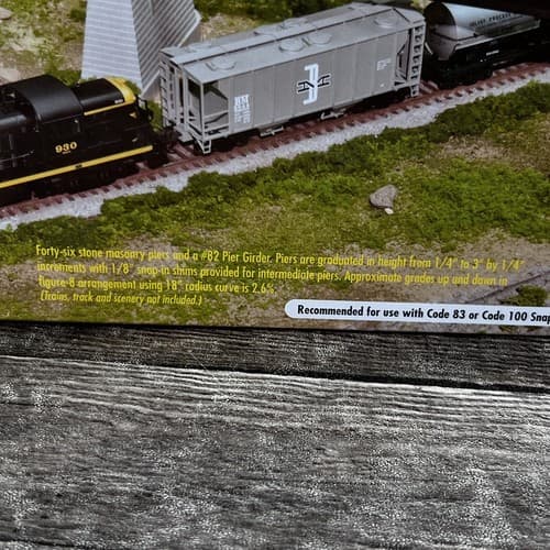 Atlas Model Railroad HO Scale #80 47 Piece Pier Set Over & Under Toy - Thumbnail 3