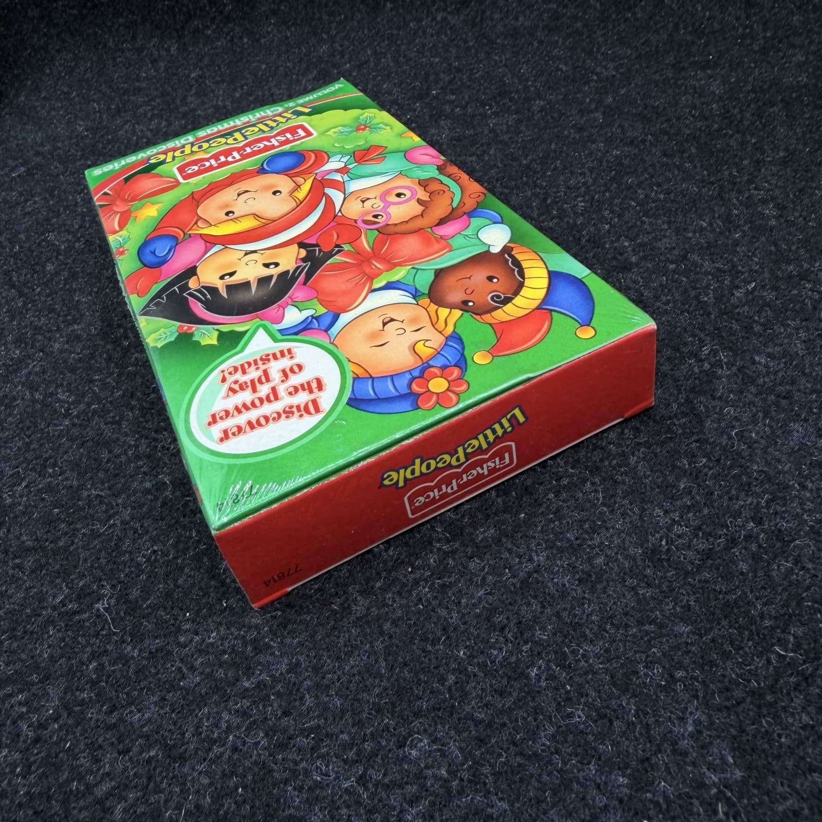 Fisher Price Little People Volume 2 - Christmas Discoveries (VHS, 2000) - Thumbnail 5