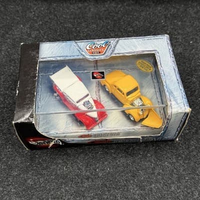 Mattel 29214 Hot Wheels Cool Custom 2 Car Set E20 - Thumbnail 9