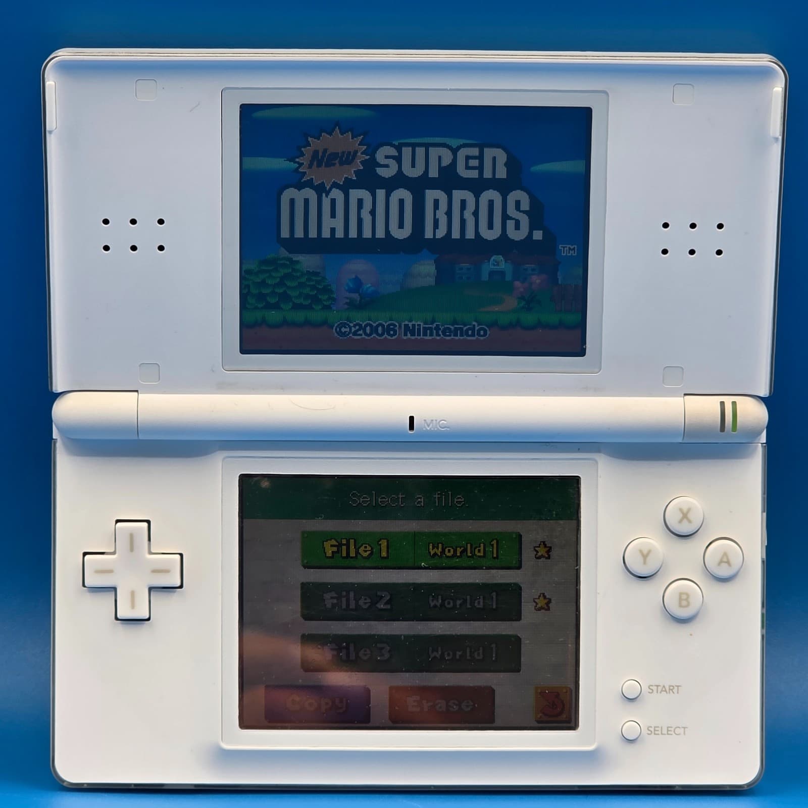 Nintendo DS Lite Console USG-001 Polar White - Thumbnail 2