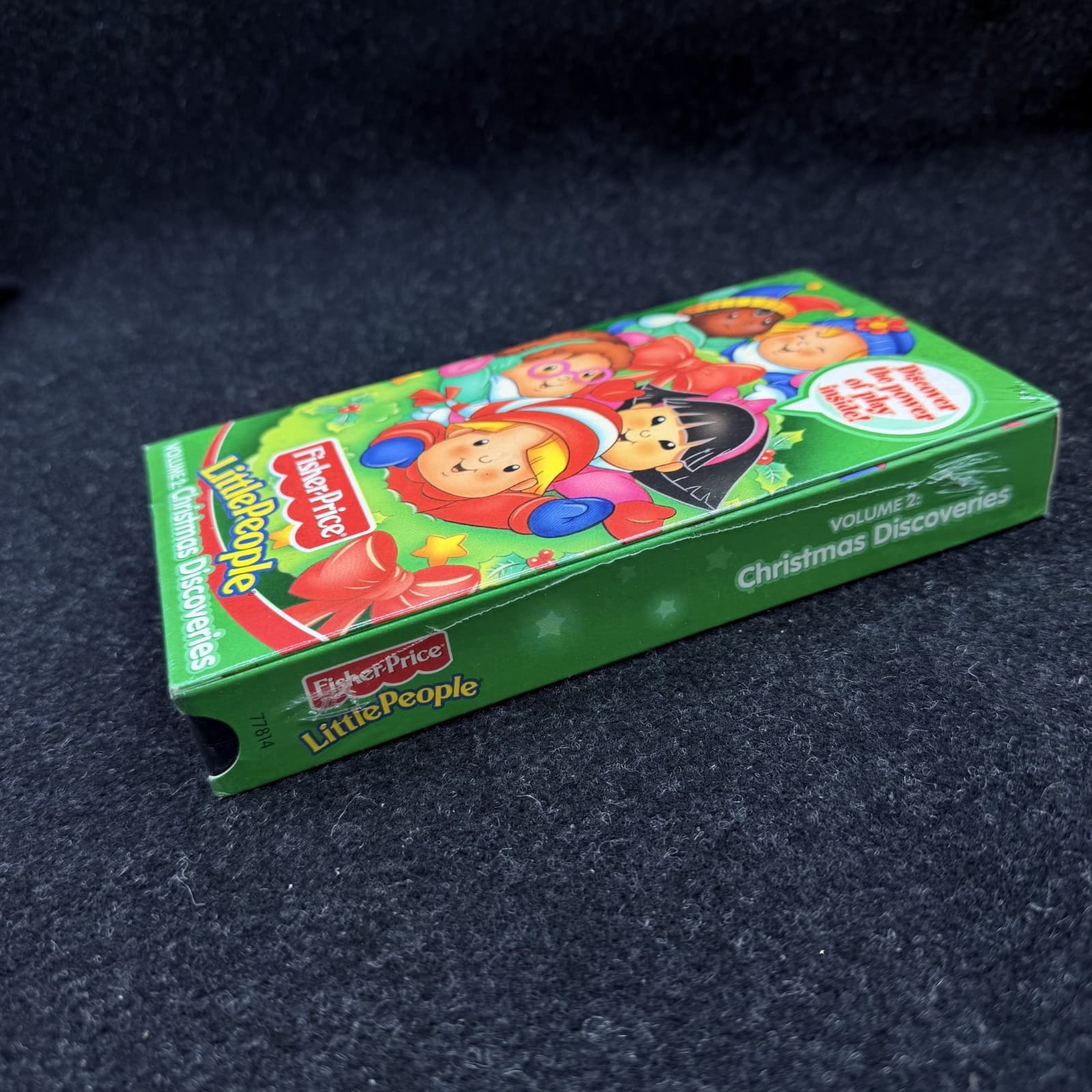 Fisher Price Little People Volume 2 - Christmas Discoveries (VHS, 2000) - Thumbnail 4