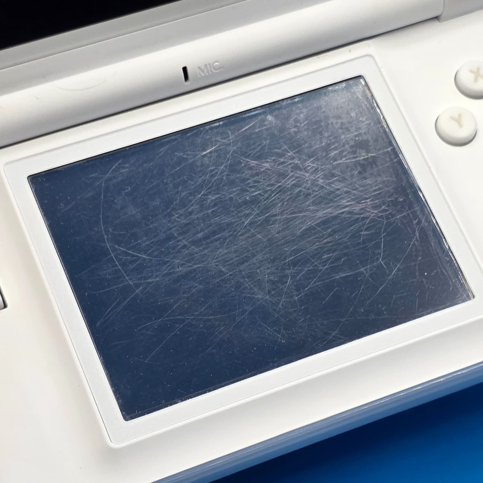 Nintendo DS Lite Console USG-001 Polar White - Thumbnail 3