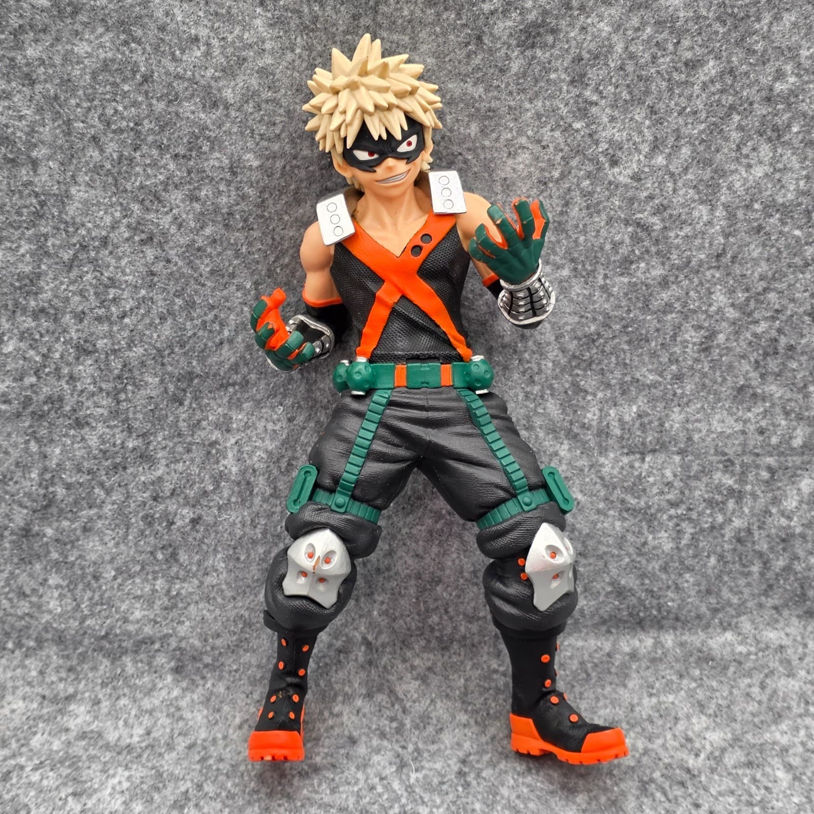 Banpresto My Hero Academia Texture Katsuki Bakugo Figure