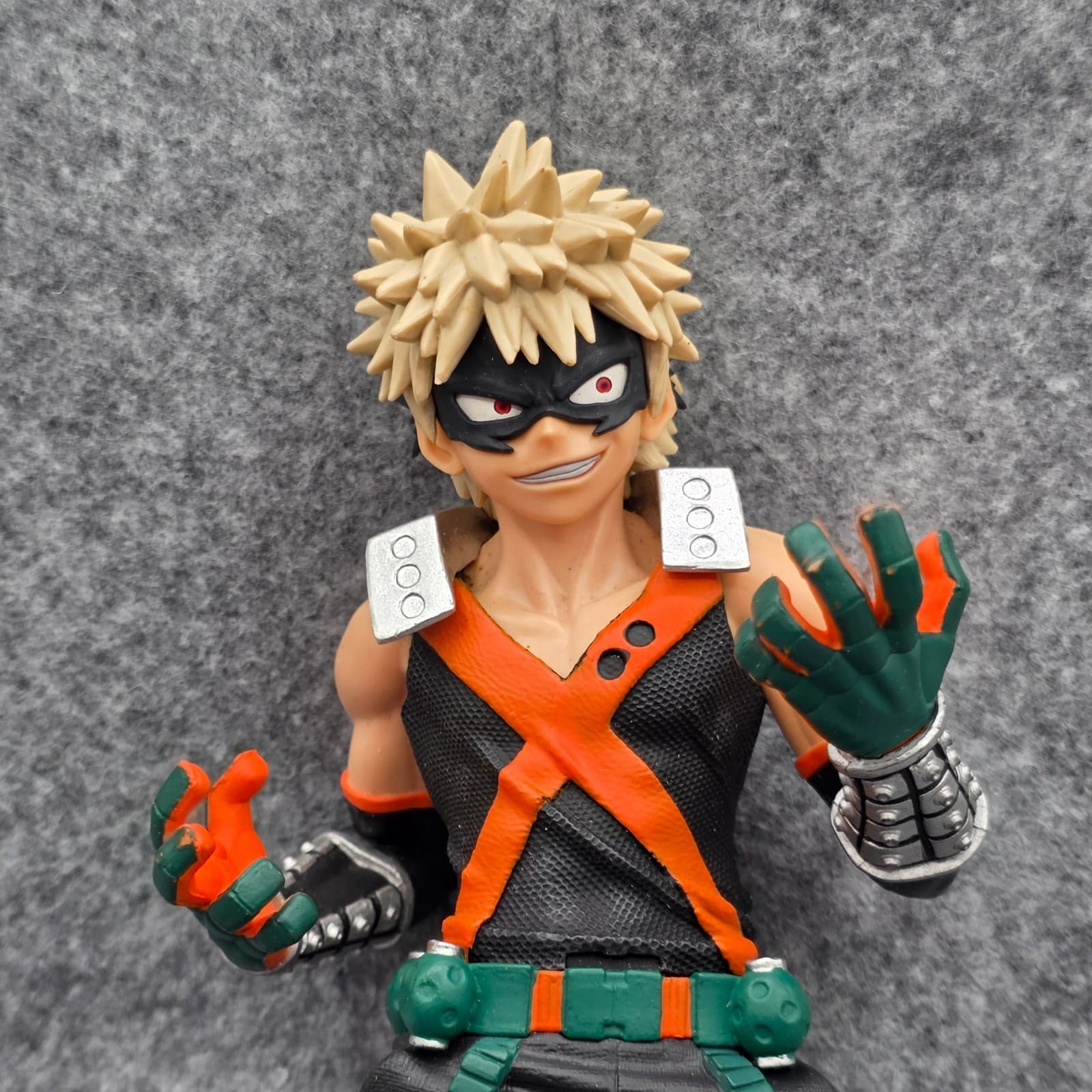 Banpresto My Hero Academia Texture Katsuki Bakugo Figure - Thumbnail 6