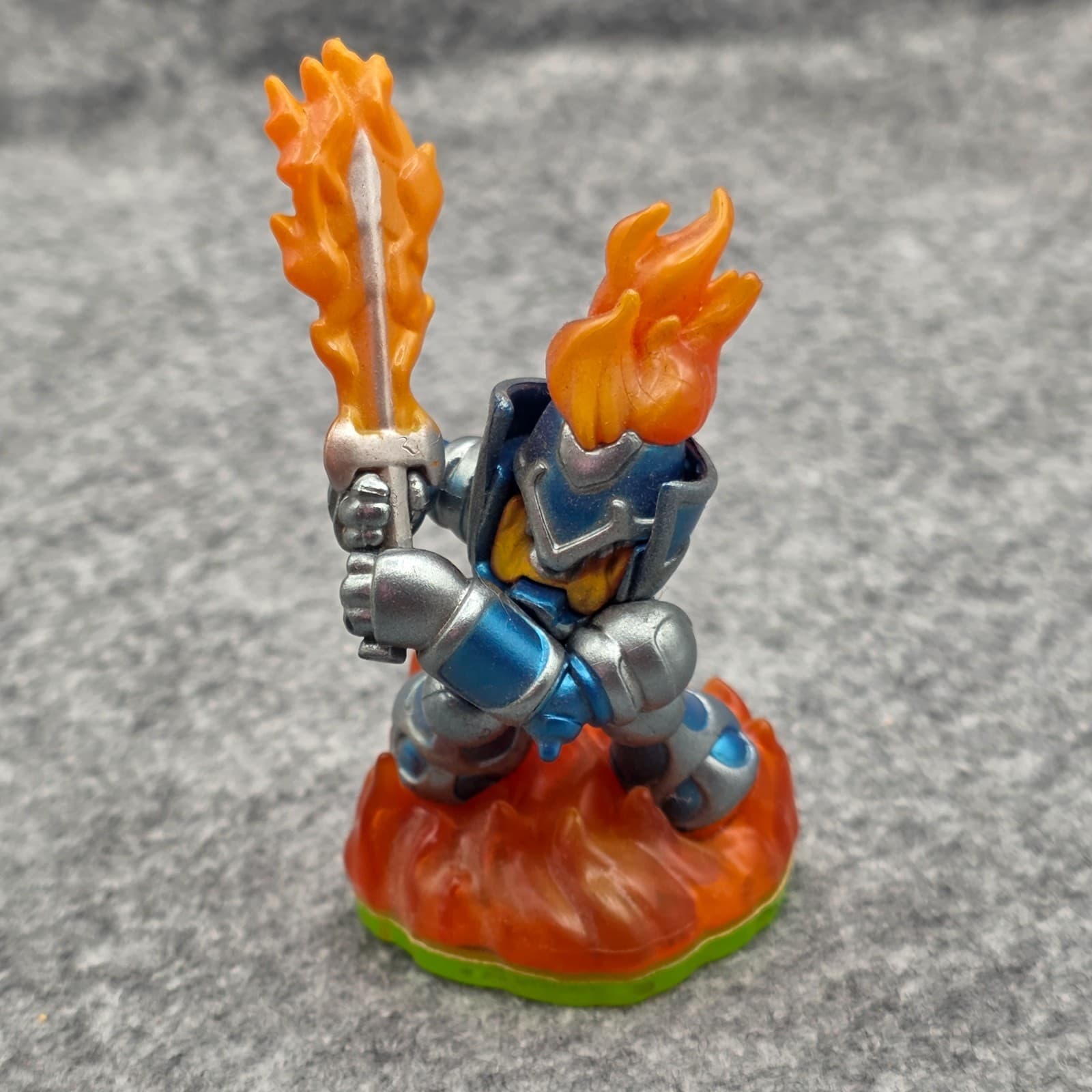 Skylanders Spyro's Adventure 84181888 Ignitor Video Game Figure Activision 2011