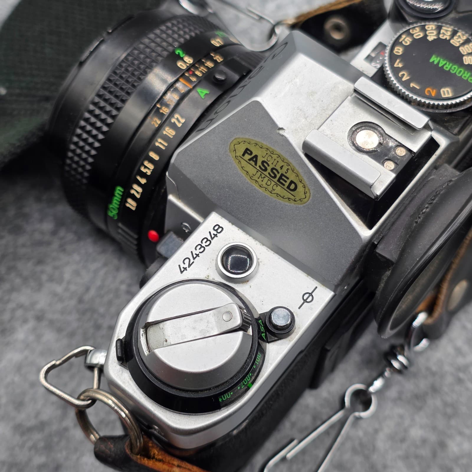 Canon AE-1 Program 35mm Film Camera w/ 50mm 1:1.8 Lens 790 - Thumbnail 8