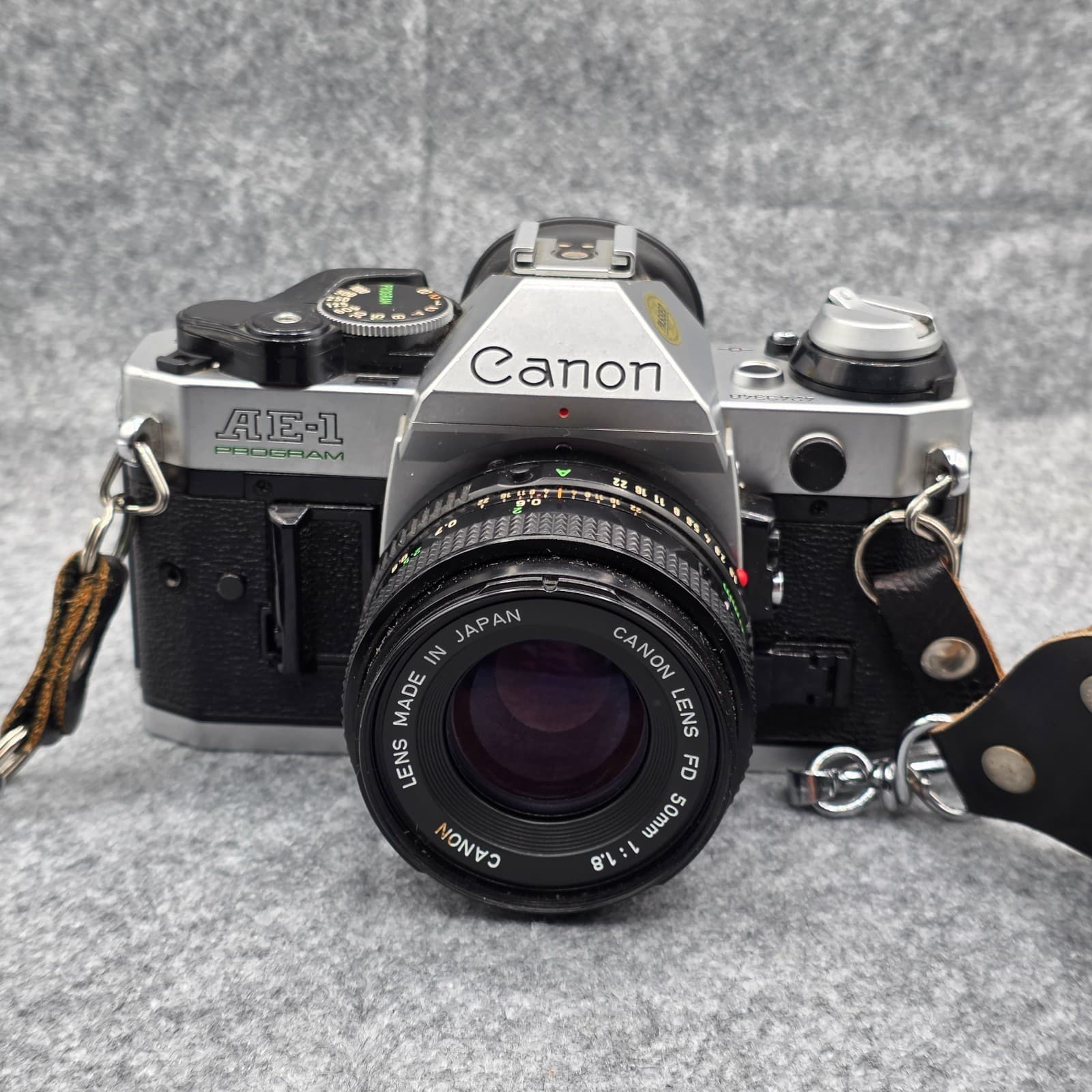 Canon AE-1 Program 35mm Film Camera w/ 50mm 1:1.8 Lens 790 - Thumbnail 2