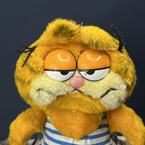 Vintage 1981 Garfield Cat Dakin 8.5" Plush Swim Suit Flippers Stuffed Animal - Thumbnail 2