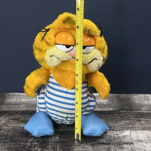 Vintage 1981 Garfield Cat Dakin 8.5" Plush Swim Suit Flippers Stuffed Animal - Thumbnail 3
