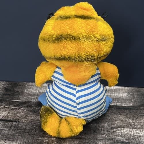 Vintage 1981 Garfield Cat Dakin 8.5" Plush Swim Suit Flippers Stuffed Animal - Thumbnail 4