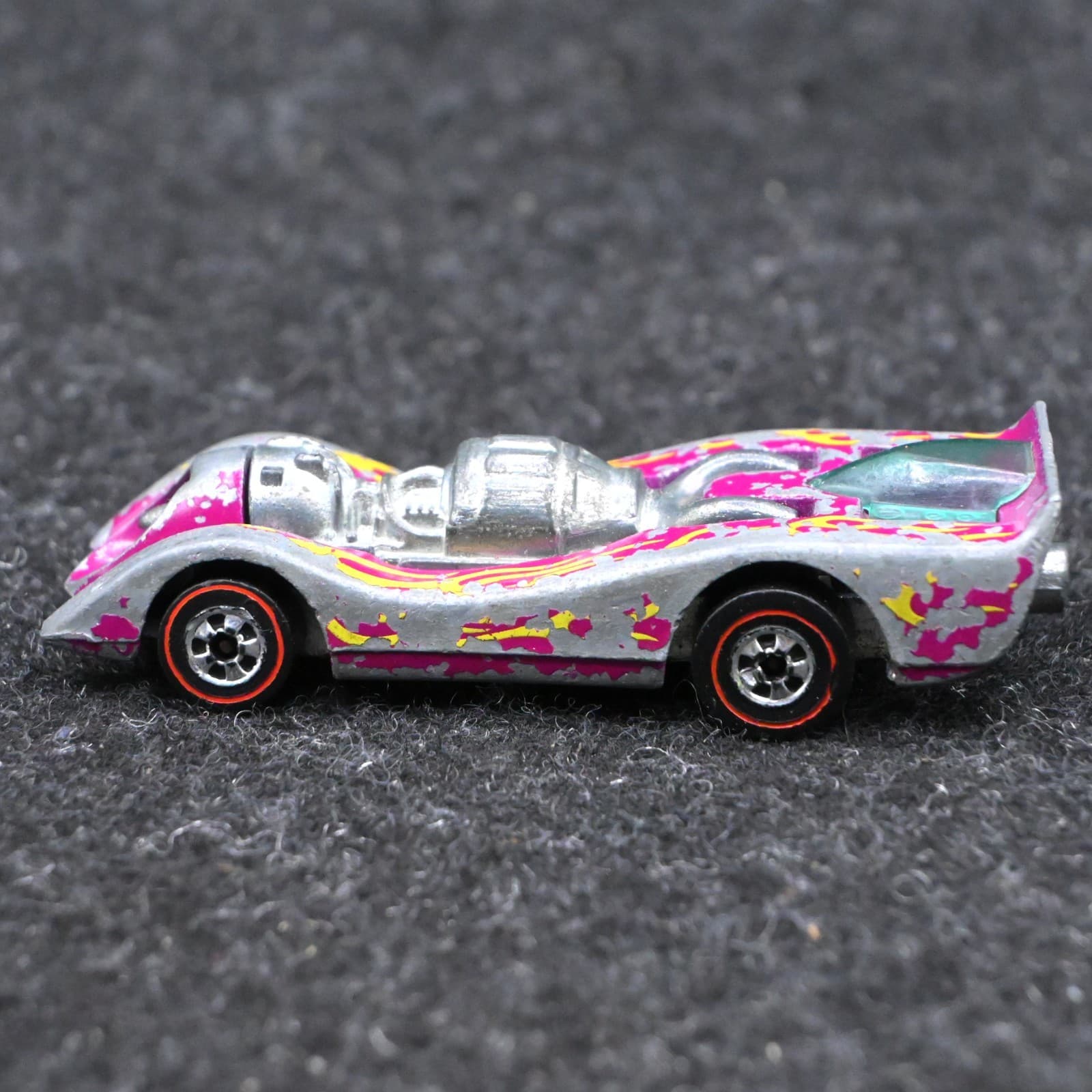 Hot Wheels Redline Jet Threat Car 1970 Plum Made In Hong Kong