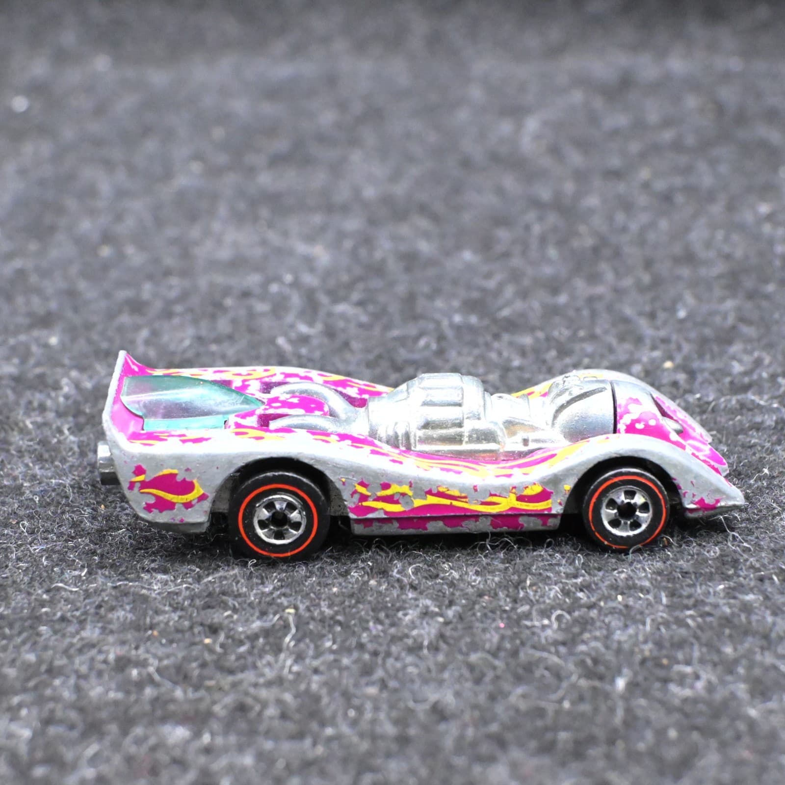 Hot Wheels Redline Jet Threat Car 1970 Plum Made In Hong Kong - Thumbnail 3