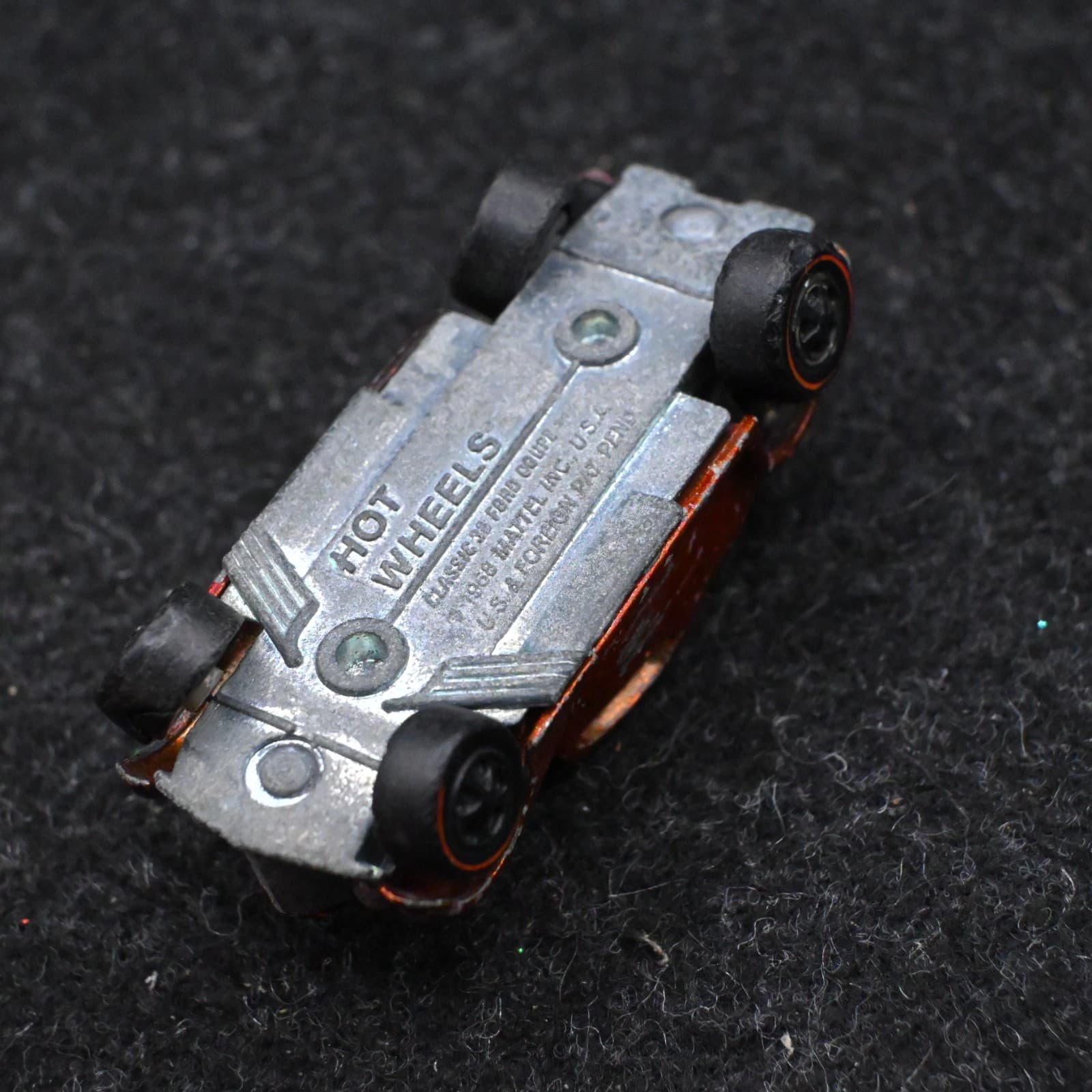 VINTAGE HOT WHEELS REDLINE "CLASSIC 36 FORD COUPE"1968 - Thumbnail 7