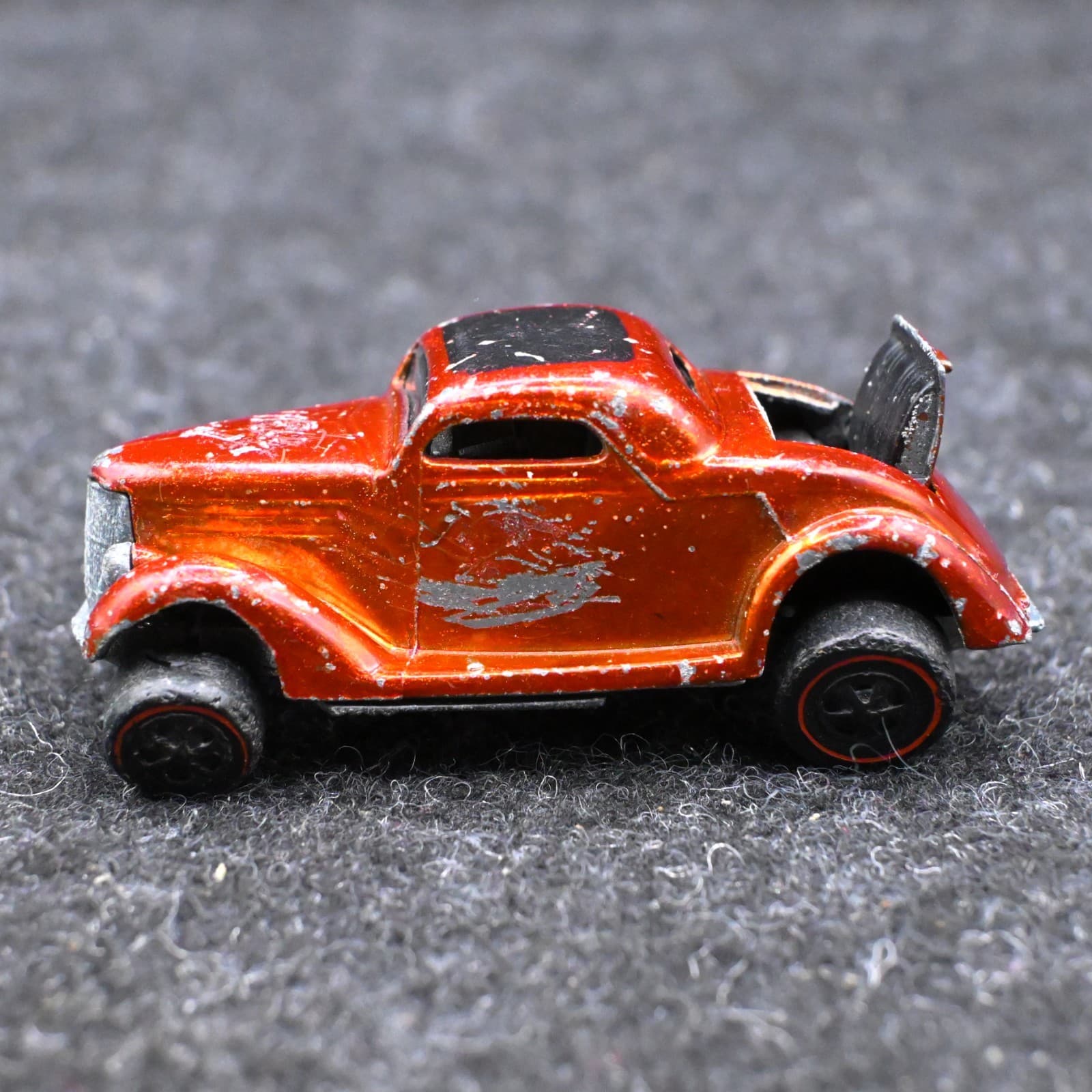 VINTAGE HOT WHEELS REDLINE "CLASSIC 36 FORD COUPE"1968