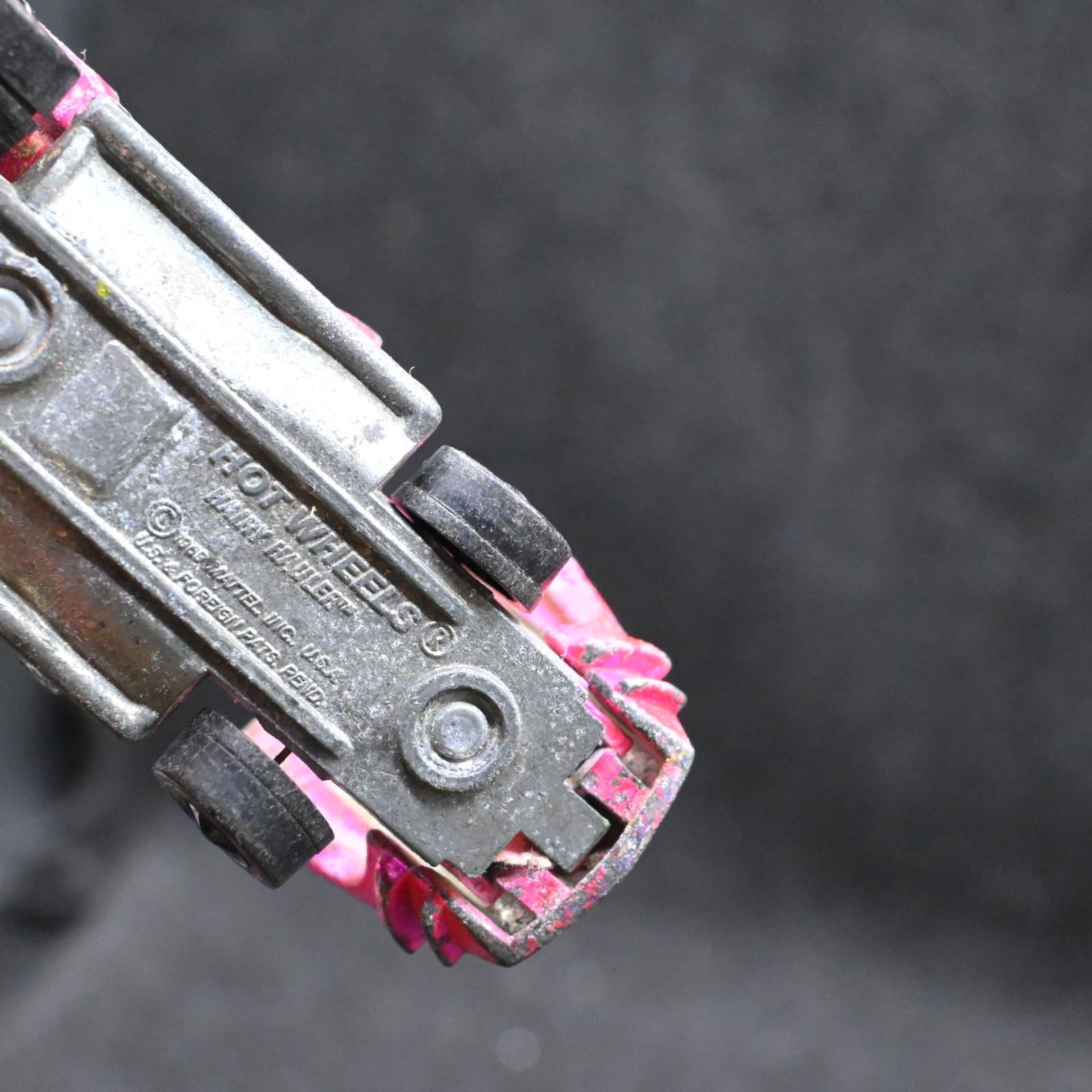 Redline Hotwheels Hot Pink 1971 Hairy Hauler - Thumbnail 10