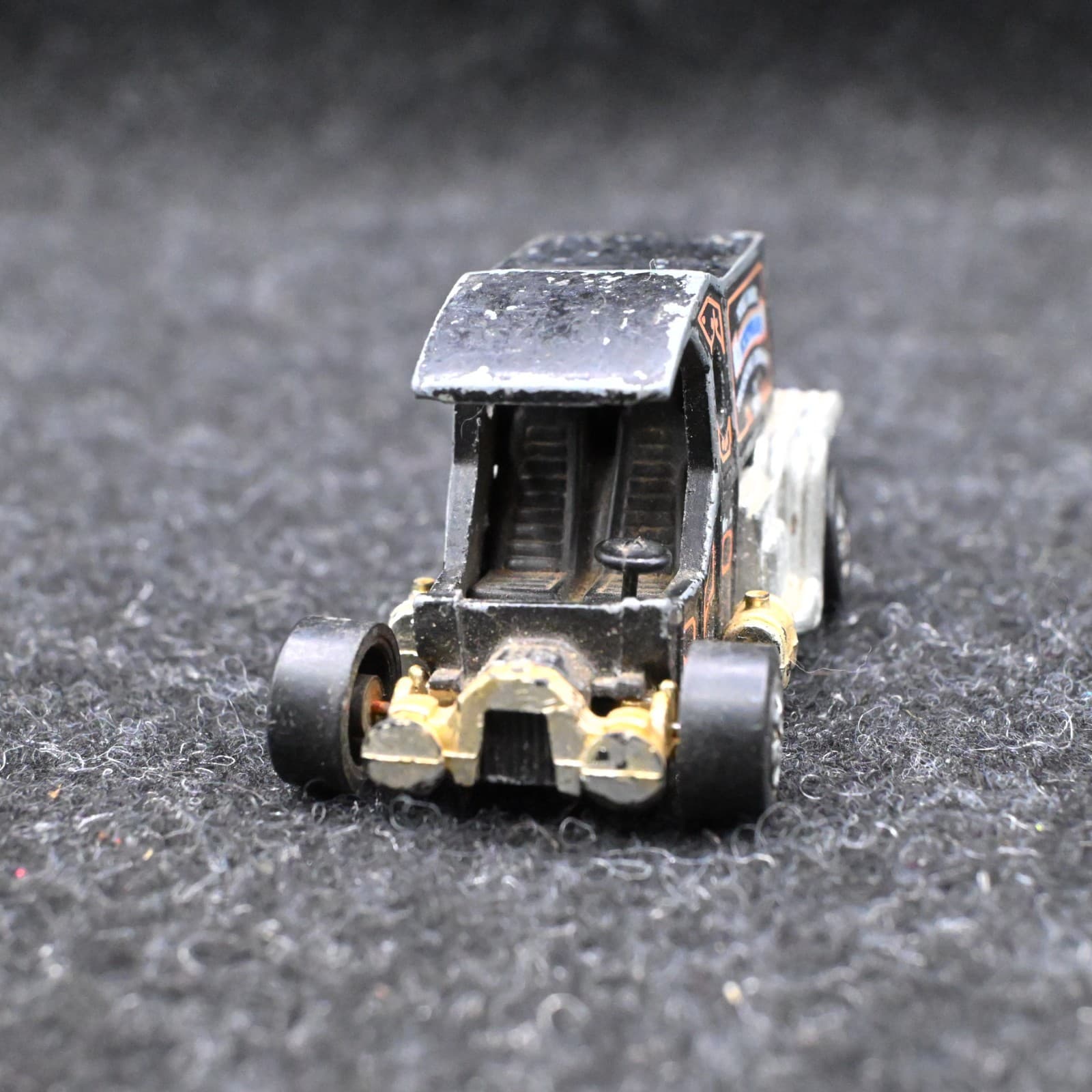 Vintage Hot Wheels T-Totaller 1976 Your Basic Express Trucking Company 1901 - Thumbnail 2