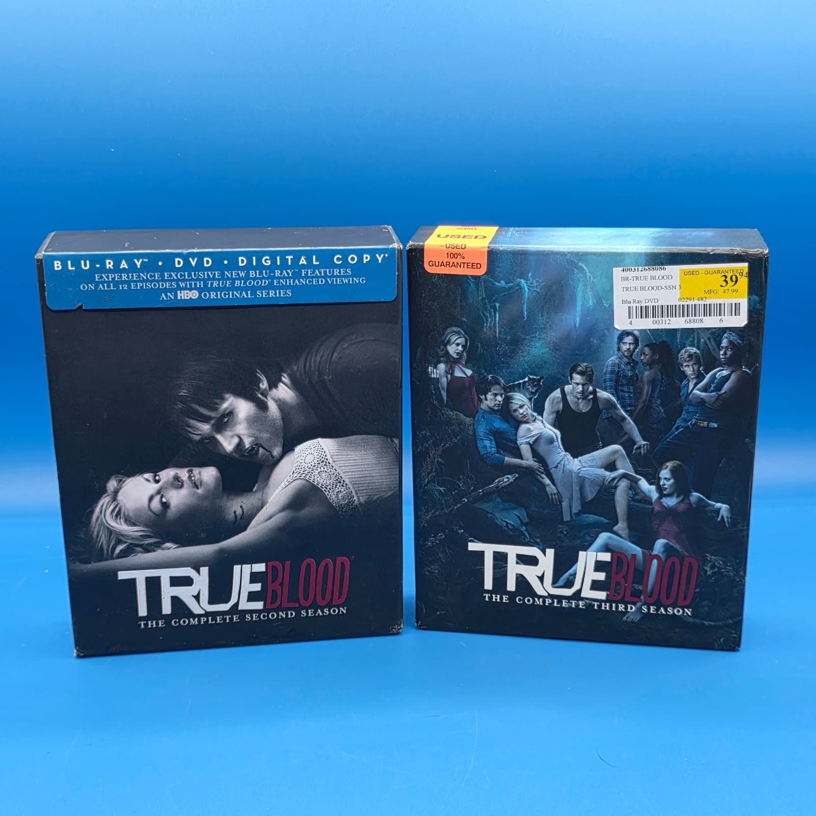 True Blood: Season 3 And Season 2 [Blu-ray]