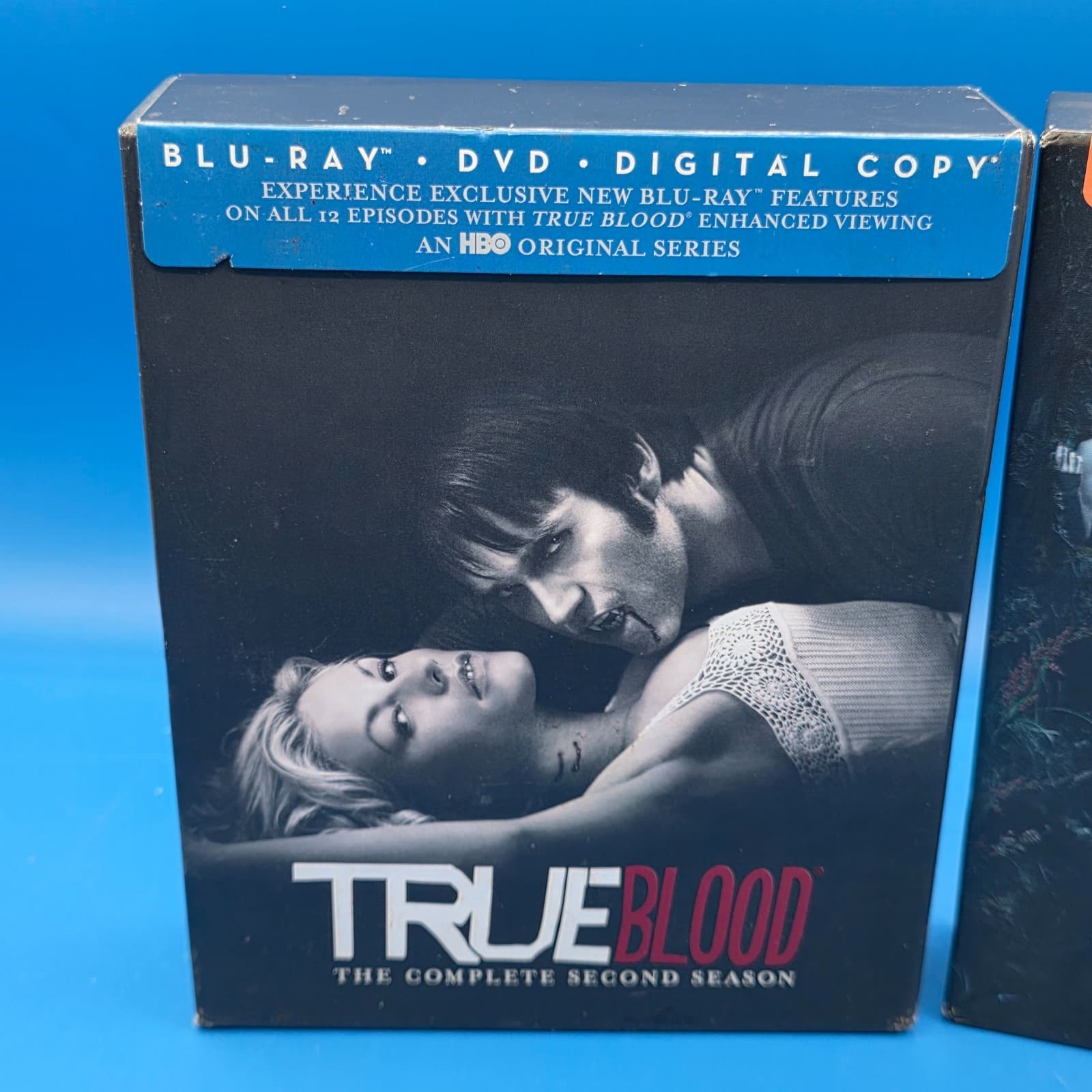 True Blood: Season 3 And Season 2 [Blu-ray] - Thumbnail 3