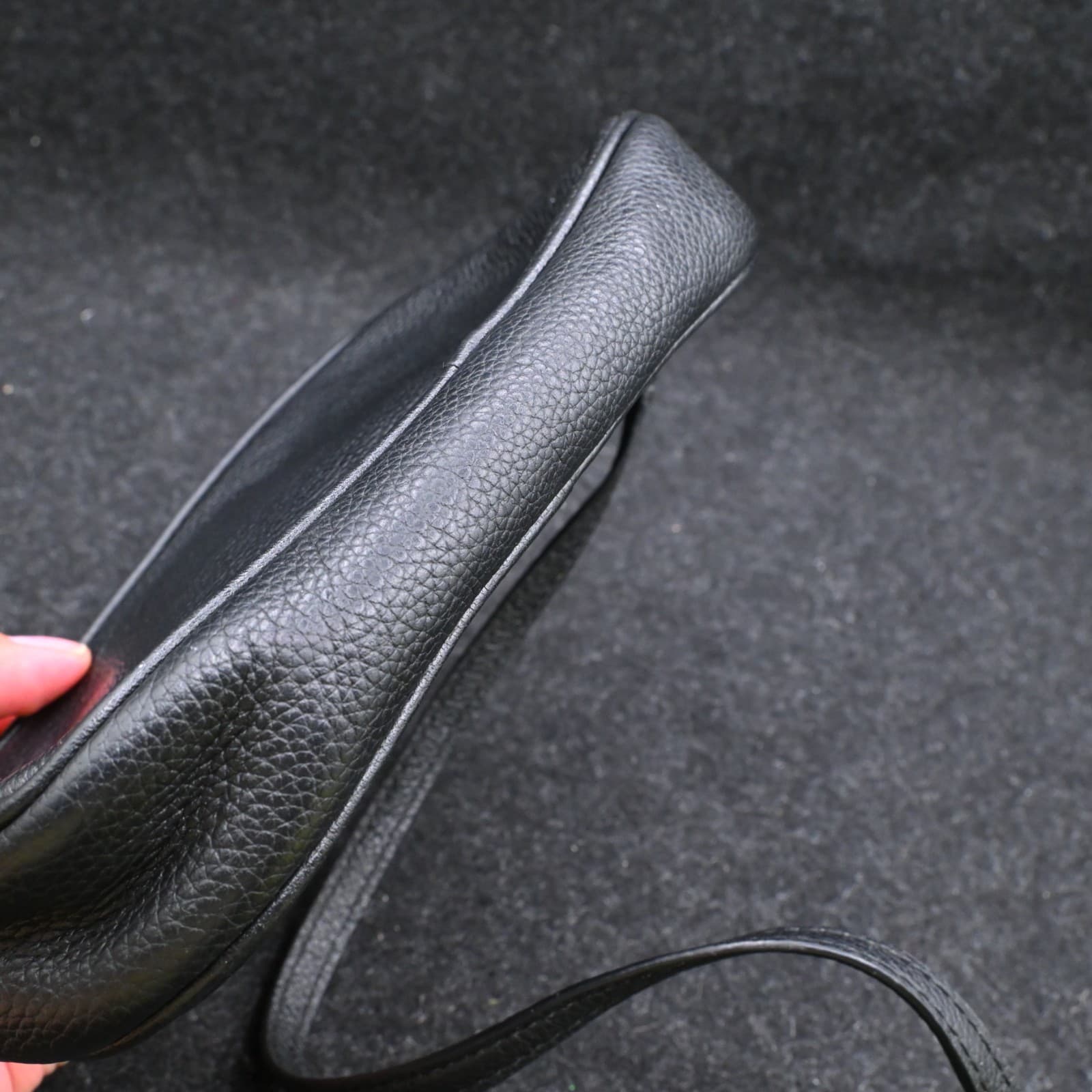READ Coach Mini Jamie Camera Bag Black Pebble Leather Signature Crossbody Purse - Thumbnail 7